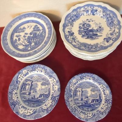 Spode Blue & White Assorted Design Dishes Lot Of 27