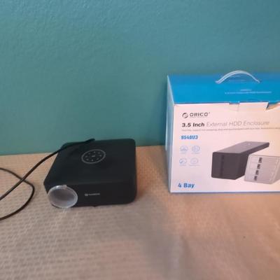 Vankyo Leisure 530W 1080P Wireless Projector & Orico 3.5" External HDD Enclosure