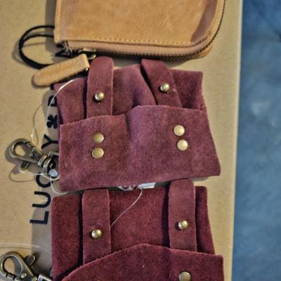 Sale Photo Thumbnail #142