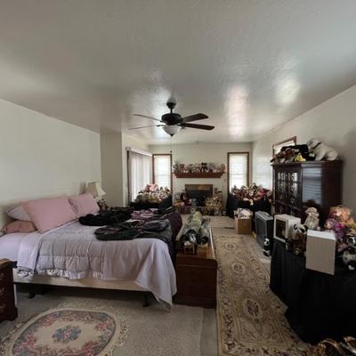 Sale Photo Thumbnail #145