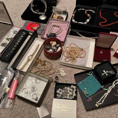 Sale Photo Thumbnail #139