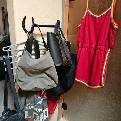 Sale Photo Thumbnail #379