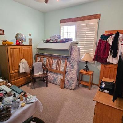 Sale Photo Thumbnail #315