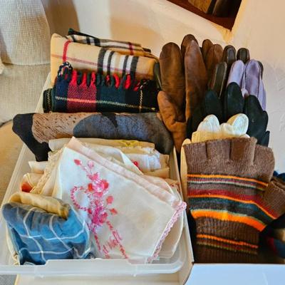 Sale Photo Thumbnail #377