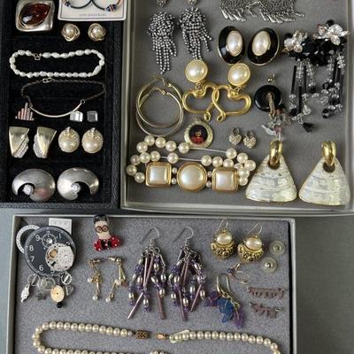 Sale Photo Thumbnail #186