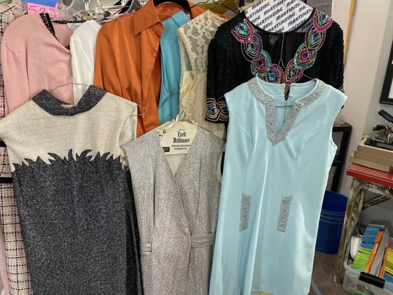 Sale Photo Thumbnail #523