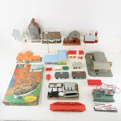 Sale Photo Thumbnail #179