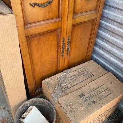 Estate sale photo