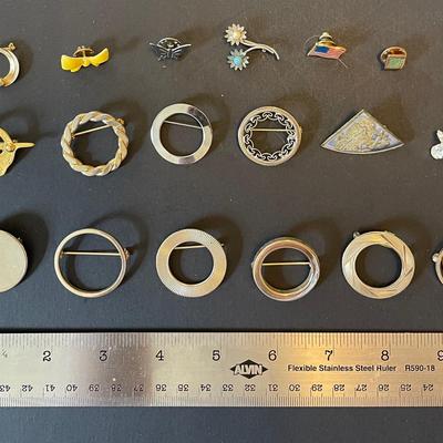 Lot of 18 Assorted Vintage Pins – Charming & Collectible