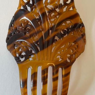 Victorian Hair Comb – 7” Tall