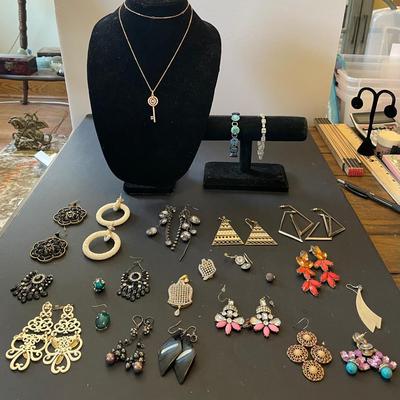 Bold & Funky Statement Jewelry Lot – Earrings, Bracelets & Necklace!