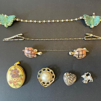 Mixed Lot Featuring Antique Sweater Guards & Clips – Unique Vintage Accessories