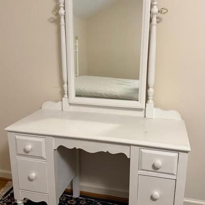 Vintage Dresser with Mirror 