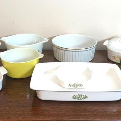 Various Corning Ware And Vintage Pyrex 