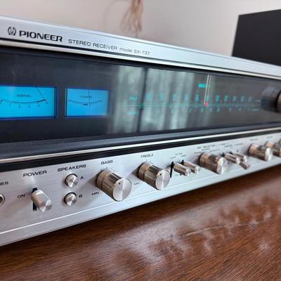 Retro Pioneer SX-737