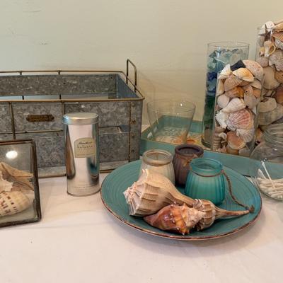 Sale Photo Thumbnail #204: Bathroom Shell Decor