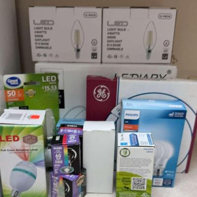 Sale Photo Thumbnail #158: Light Bulbs