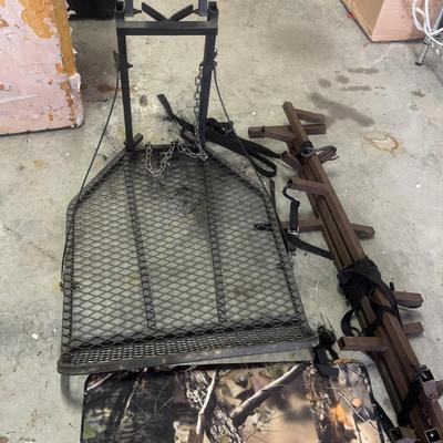 Sale Photo Thumbnail #50: Tree Stand And Ladder 