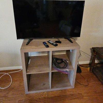 Sale Photo Thumbnail #134: Sanyo 40' TV With Remote Roku 4 Cube Shelf 