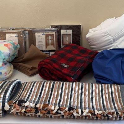 Assorted Linens