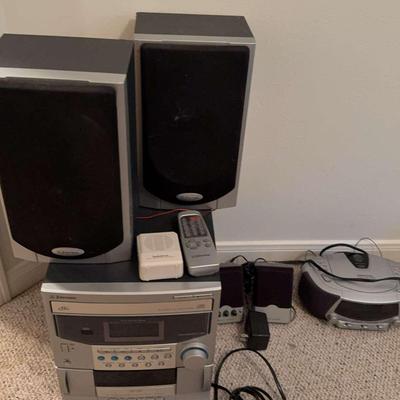 Sale Photo Thumbnail #213: Emerson Stereo System