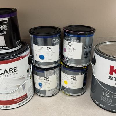 Sale Photo Thumbnail #146: Kilz And Paint