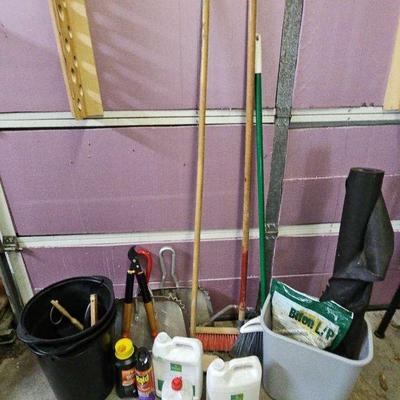 Sale Photo Thumbnail #116: Push Broom Large Dust Pans And More 