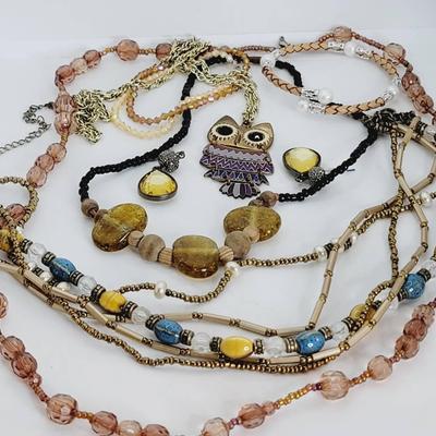 Earth Tone Jewelry Lot Necklaces Bracelets Earrings