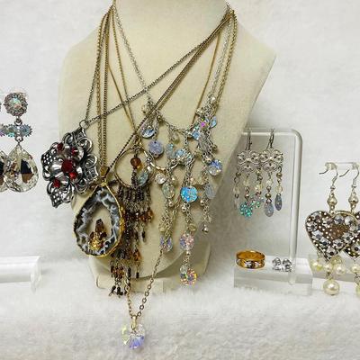 Vintage Fashion Jewelry