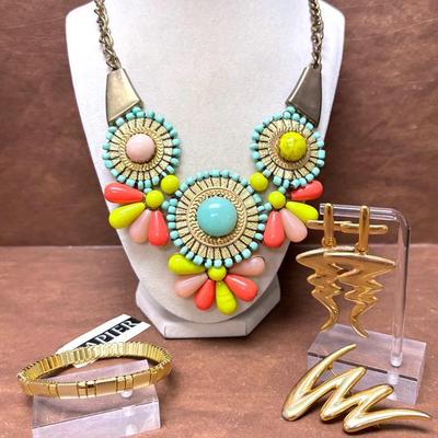 “Napier,” & More Vintage Jewelry 
