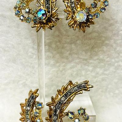 “HAR” Signed Vintage Earrings and Brooch Set