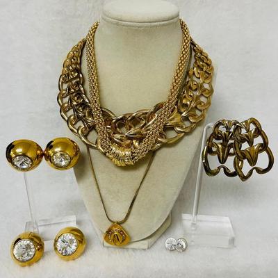 Vintage Fashion Jewelery Set and More