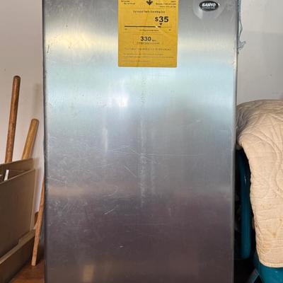 Dorm size refrigerator