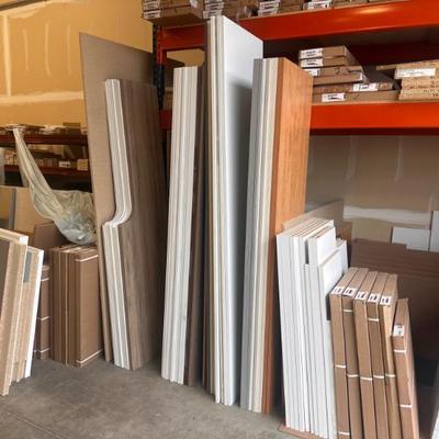 Sale Photo Thumbnail #9: Closet materials