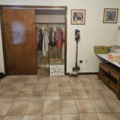 Sale Photo Thumbnail #33