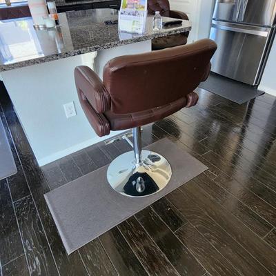 Chairs (swivel) $125 ech or $400 set of 4
Og pp $220ech