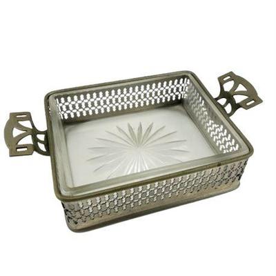 Lot 156   
Small Glass in Silver Decorative Baking Tray with Starburst Detail