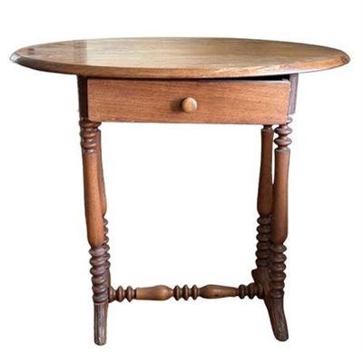 Lot 026  
Antique Turned Bobbin Leg Side Table