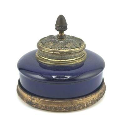 Lot 090-031   
Antique Paul Milet Sevres French Porcelain Inkwell With Ormolu Mounts