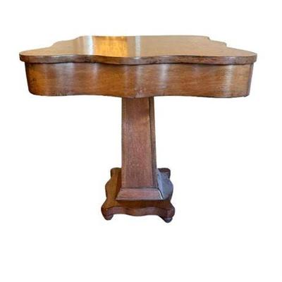 Lot 010   
Empire Mahogany Center Hall Pedestal Table