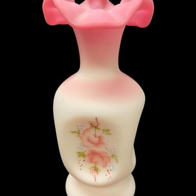 LS302 - Fenton Rosalene Pinch Vase