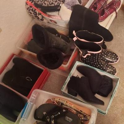 Sale Photo Thumbnail #65: Shoes new in boxes