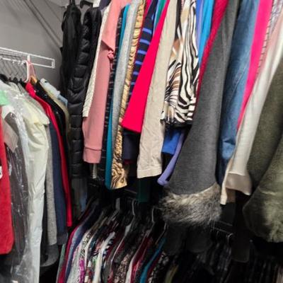 Sale Photo Thumbnail #136