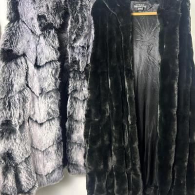 Donna Salyers Fabulous Fur Vests (2) - Size XL-2X