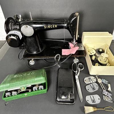 Vintage Singer Sewing Machine Serial Number AM562929