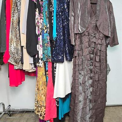 Formal Dresses & More - Adrianna Pappel, Marc Bouwer , And More (Size XL, 1X)