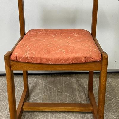 Vintage Mid-Century Modern Danish Style Wooden Chair – 18x16x30"