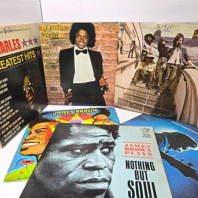 Vintage Vinyl Records – 7 LPs Including Michael Jackson, Ray Charles, The Byrds, James Brown & More