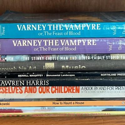 Books on Horror, Vampires and Art (12)