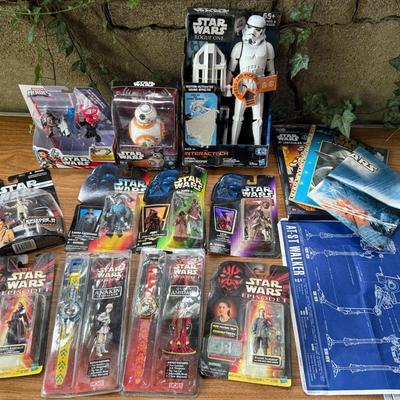 Assorted Vintage & Newer Star Wars Action Figures, Plus Other Collectibles (15 Count)